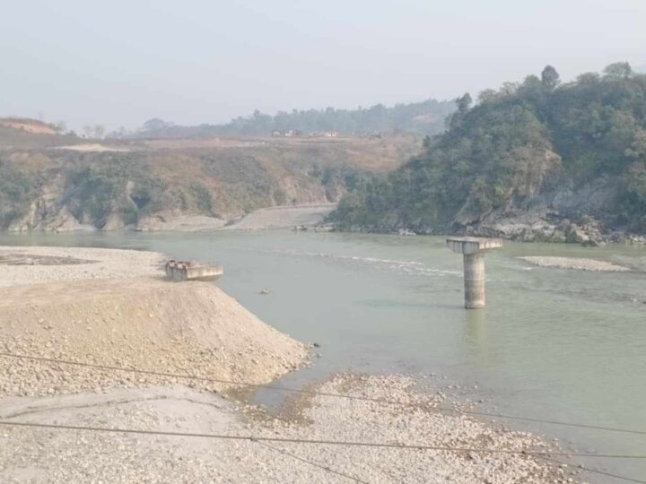 गडगडीघाटकाे ३२ करोडको पुल ९ वर्षदेखि अलपत्र