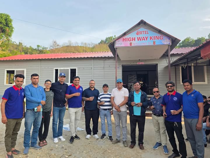 अधिकारी र खनालले सञ्चालनमा ल्याए कमलबारीमा होटल हाइवे किङ