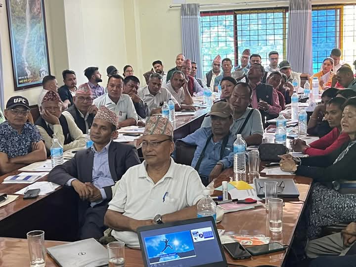 म्याग्देका जनप्रतिनिधि , कर्मचारी तथा सराेकारवालालाइ ३ दिने क्षमता बिकास तालिम
