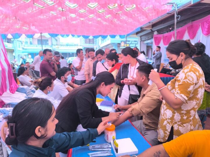 लाेकप्रियकाे स्वास्थ्य शिबिरबाट ३४१ सेवाग्राही लाभान्वित
