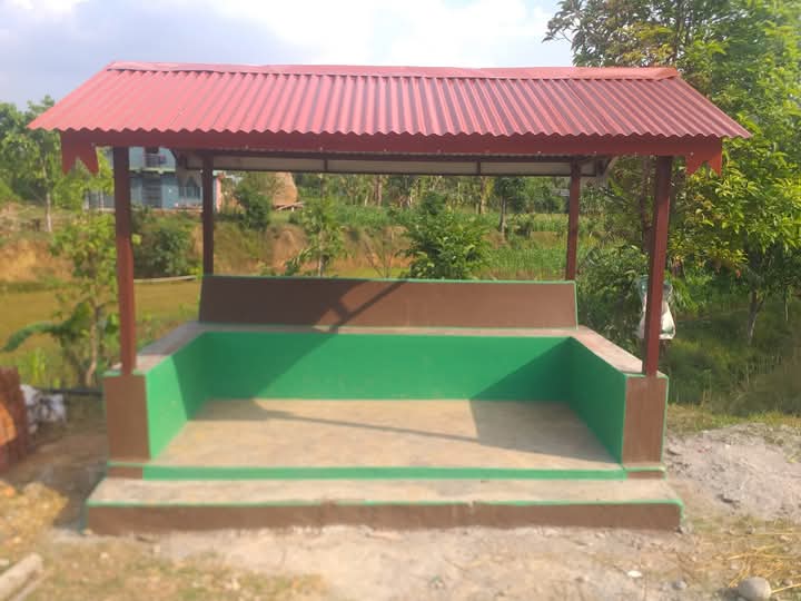 भानुका ढकालले बनाए ७७ हजार खर्चेर प्रतीक्षालय