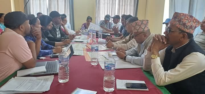 मिचाहा प्रजातिको वनस्पितिले वनका रुख–विरुवा नासिँदै गएकाे प्रति चिन्ता ब्यक्त