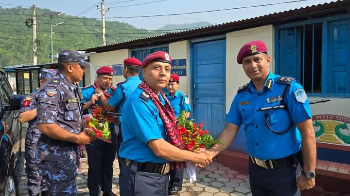 डिआईजी अरूण पौडेलद्वारा जि प्र का मकवानपुरको निरीक्षण तथा निर्देशन