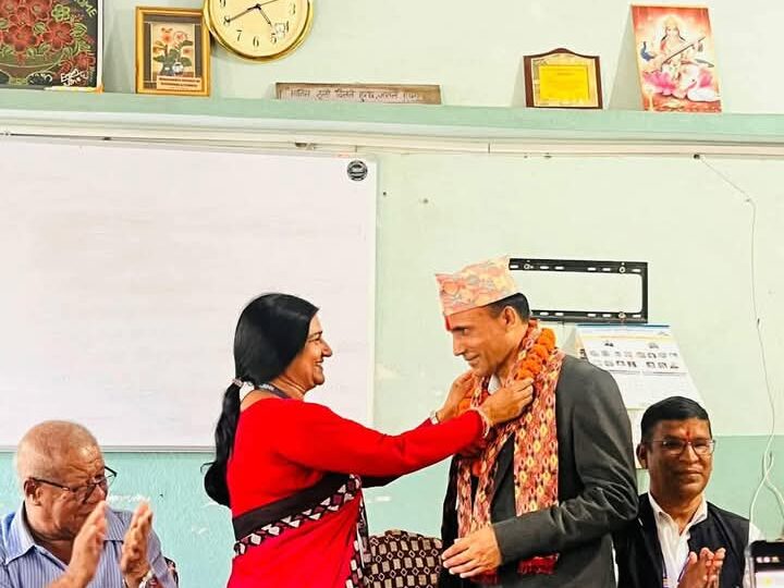सत्यवती मा.वि.को प्रधानाध्यापकमा पौडेल
