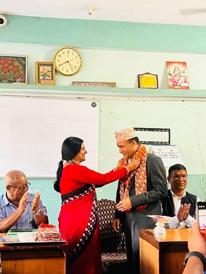 सत्यवती मा.वि.को प्रधानाध्यापकमा पौडेल