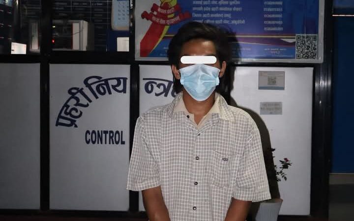 आँबुखैरेनीबाट लागु औषध सहित एक युवा पक्राउ