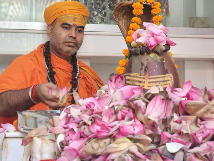 कोटिहोममा आज स्वामी देखि हास्य कलाकार सम्मको उपस्थिति रहने