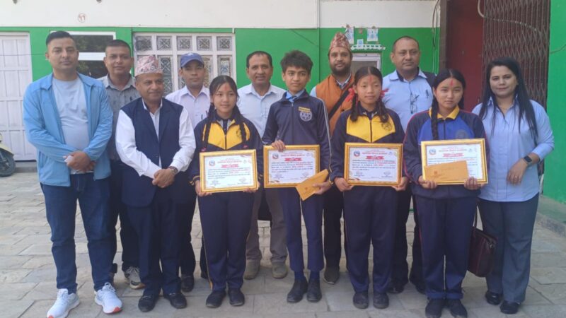 जिल्लास्तरीय सिर्जनात्मक लेखन प्रतियोगितामा ऋषिङ्ग शिव सरस्वती माविकी थापा प्रथम