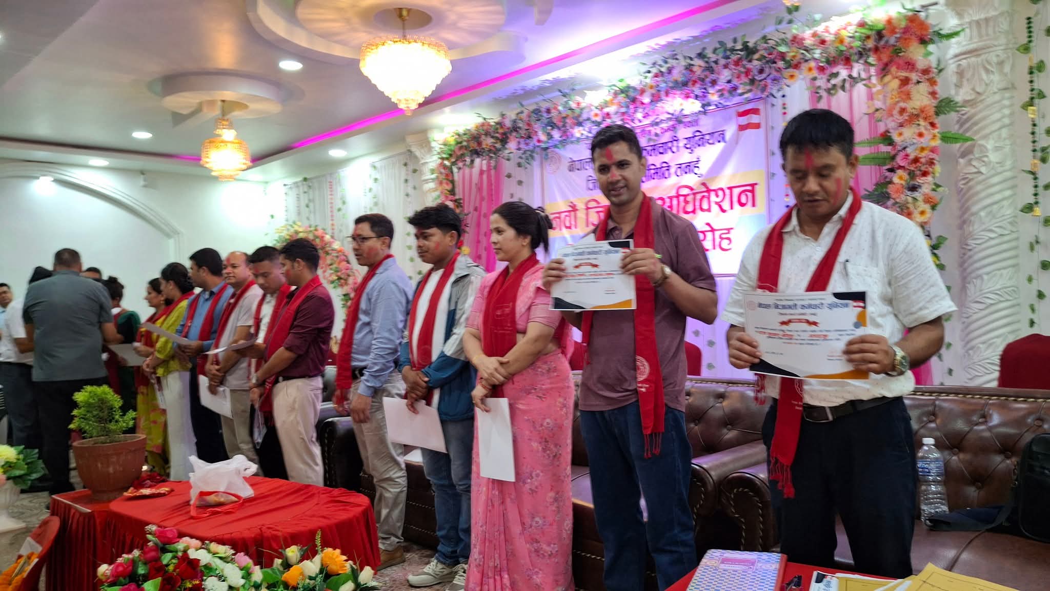 नेपाल निजामती कर्मचारी युनियन तनहुँको अध्यक्षमा श्रेष्ठ
