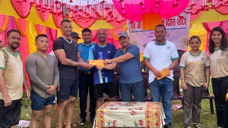 म्याग्देमा भएको हिलोमा डाेरी तान्ने प्रतियोगितामा पल्पसा र बिजुली आमा समुहको टिम प्रथम
