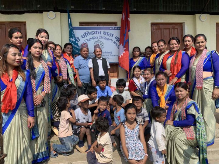 एकता बुहारी समुह भन्सारद्वारा चण्डिका बाल गृहलाइ खाद्यान्न तथा शैक्षिक सामाग्री सहयोग