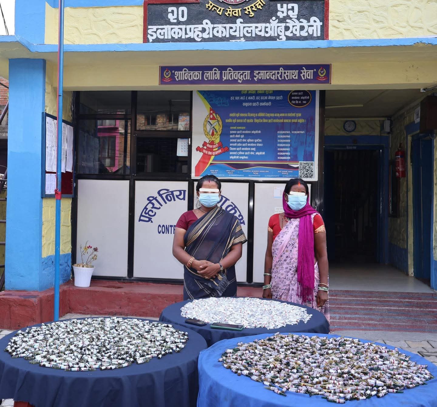 आँबुखैरेनीबाट लागुऔषध सहित दुई महिला पक्राउ