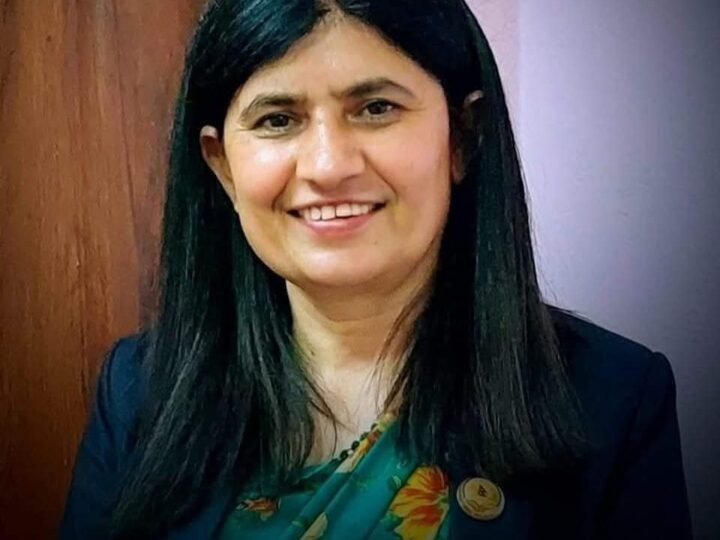 सामान्य प्रशासन मन्त्री बन्न सफल भएको भन्दै मन्त्री न्याैपानेकाे जिल्ला तनहुँमा खुसियाली