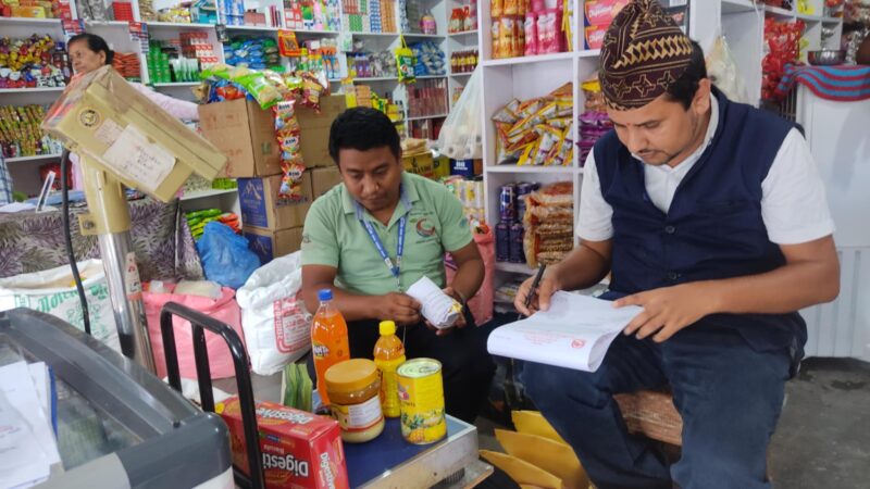कुशल प्रशासक आचार्य – जसले तीनसय भन्दा बढी बजार अनुगमन गरे !