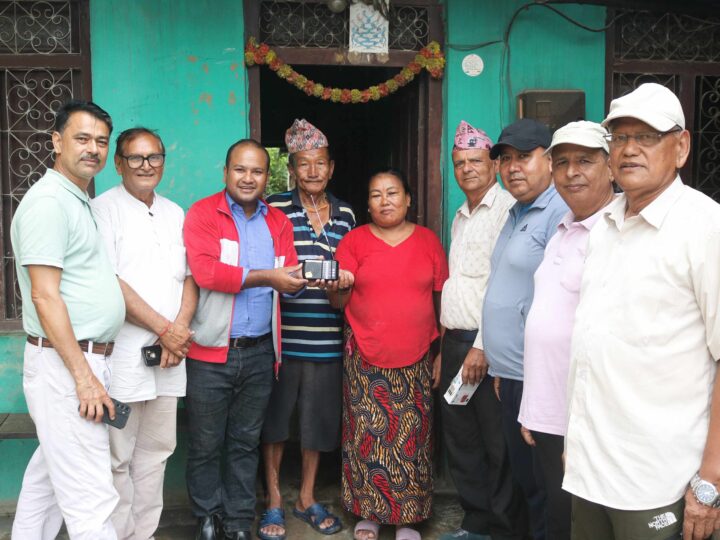ढोरबाराही एफएम १५ औँ बर्षमा, खाजा पसललाई रेडियो वितरण