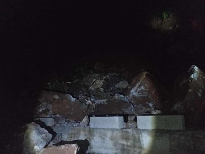 पृथ्वीराजमार्गकाे चुनपहरामा पहिराे खस्दा यातायात अवरुद्ध
