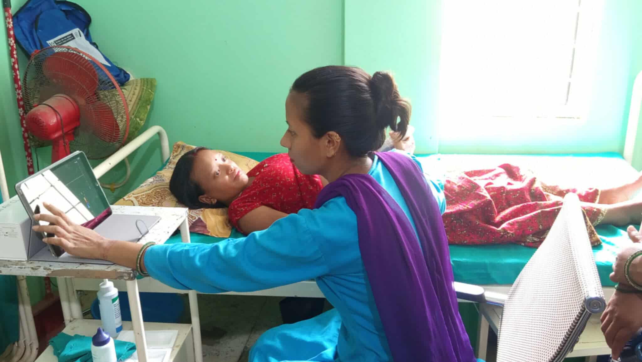 घिरिङको गाउँमै भिडियो एक्सरे सेवा सुरु