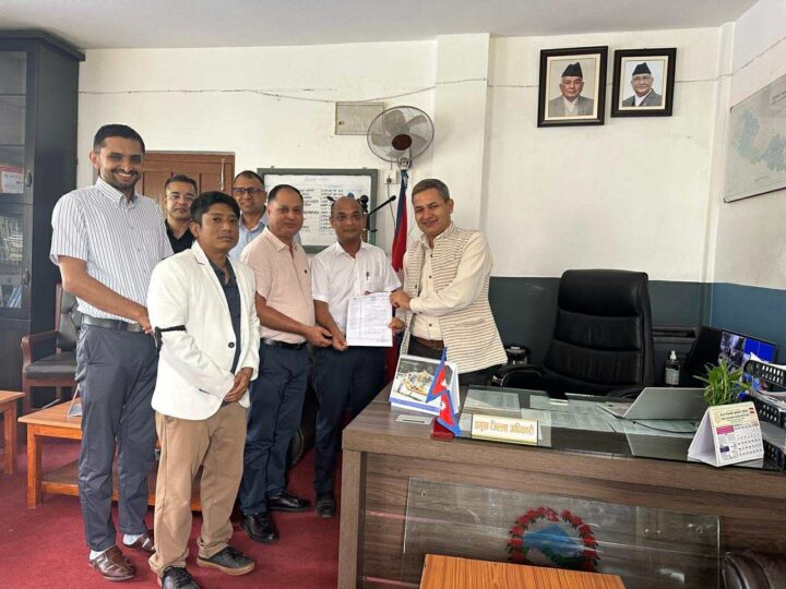 डाक्टरहरूको हड्तालका कारण दमौली स्थित प्रादेशिक अस्पताल बन्द