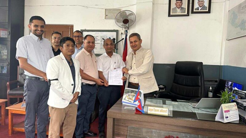 डाक्टरहरूको हड्तालका कारण दमौली स्थित प्रादेशिक अस्पताल बन्द