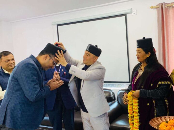 भानुकाे मेयर म हाे, मन्त्रीले मेरो हाकिम सरूवा गरेर हुँदैन- नगर प्रमुख त्रिपाठी
