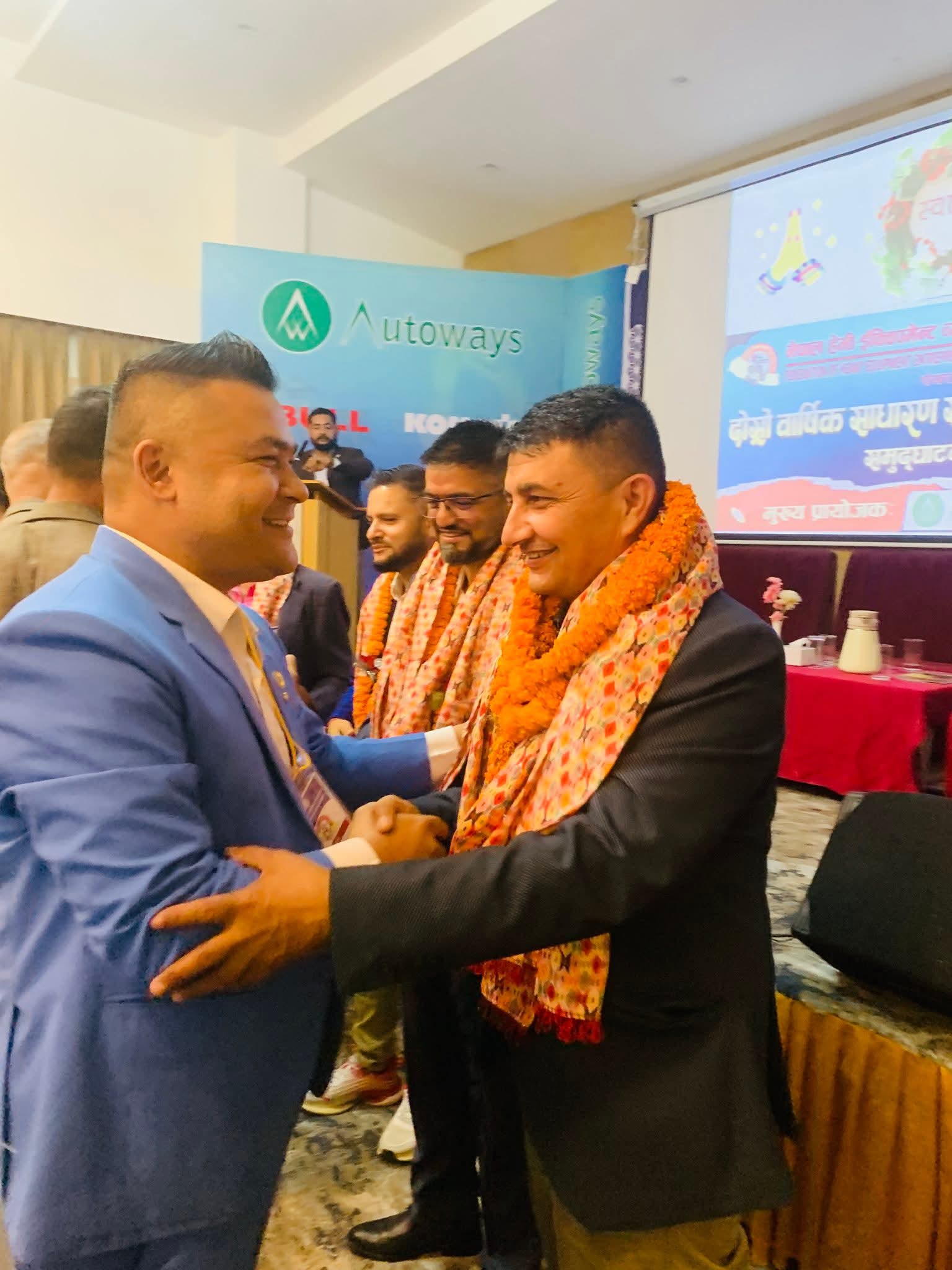 नेपाल हेभी इक्विपमेन्ट व्यवसायी महासंघ गण्डकीकाे अध्यक्षमा दमाैलीका अमृत