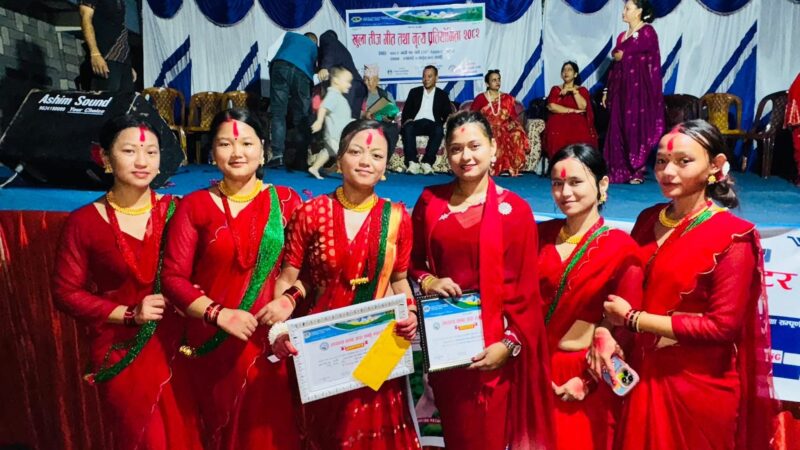 लायन्स म्याग्देकाे तीज गीत प्रतियोगितामा घुम्ती आमा समूह प्रथम