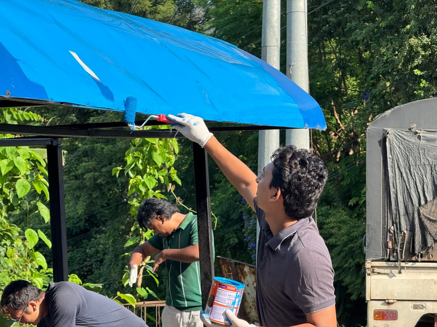 चिटिक्क पारियो लियो प्रतीक्षालय !