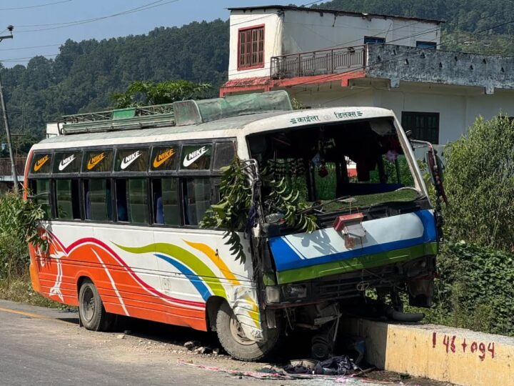 बाटो बनेपछि सडक दुर्घटना बढ्यो , टिकाकाे दिनमा मात्रै तनहुँमा ८ ठाउँमा दुर्घटना , दर्जनौं घाइते