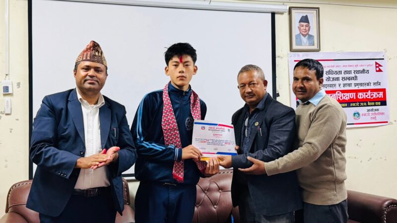 म्याग्देमा भएको चित्रकला प्रतियोगितामा जनगणपति माविका प्रदिप प्रथम