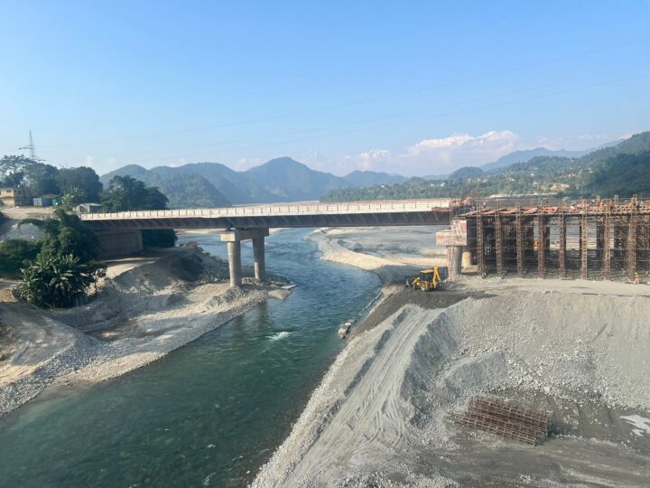 मादी नदीमाथि निर्माणाधीन चार लेनको पुलको काम ८० प्रतिशत सम्पन्न