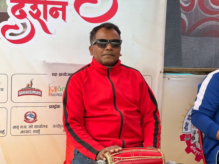लाेकदाेहाेरी प्रतिष्ठान तनहुँकाे अध्यक्षमा विश्व विजयी