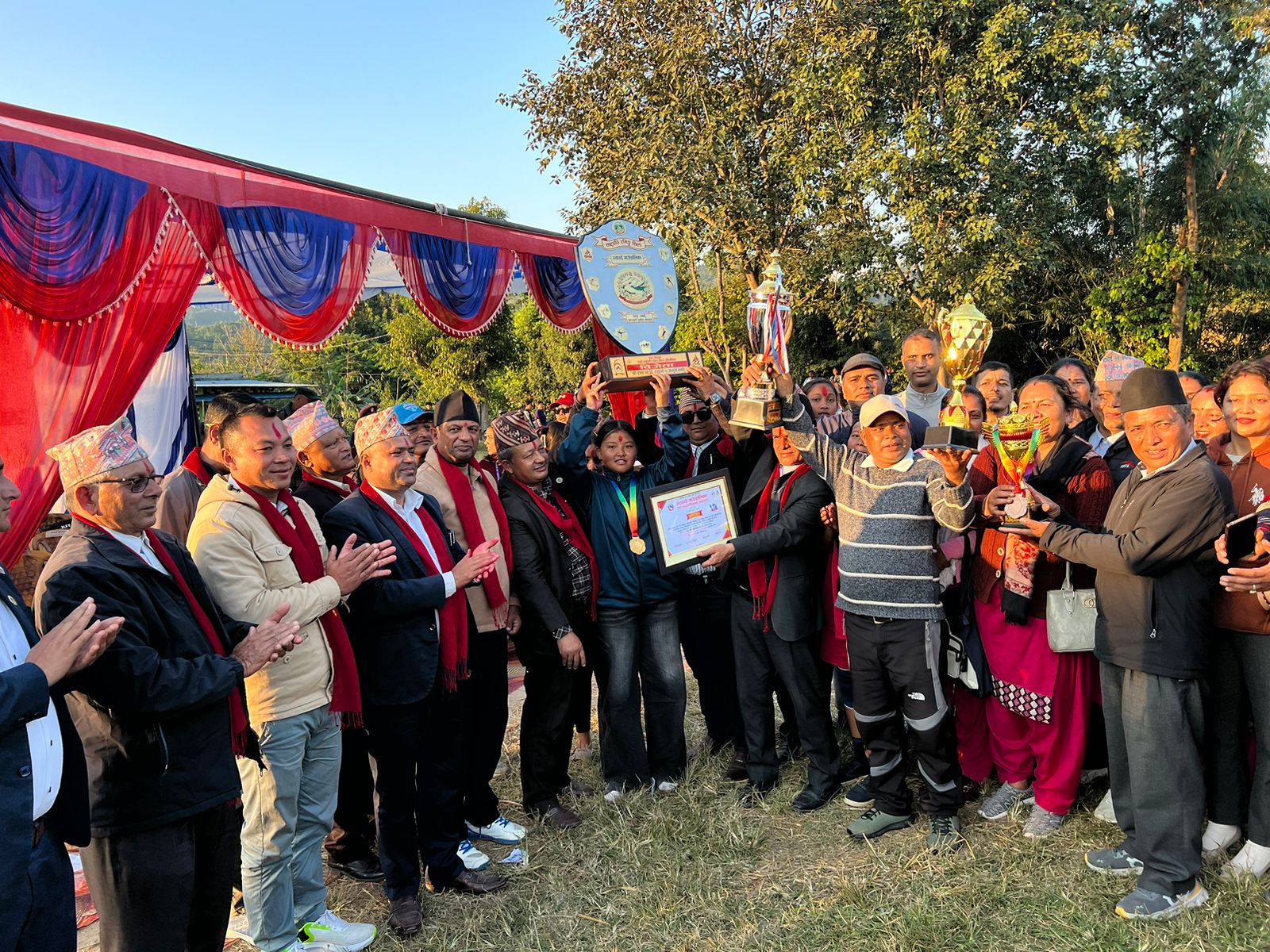 म्याग्देमा भएको राष्ट्रपति रनिङ शिल्डमा राधा प्रथम , जनगणपती द्धितीय , मीन तृतीय