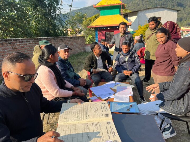 म्याग्देमा घरदैलोमै व्यवसाय दर्ता तथा सूचीकृत अभियान प्रभावकारी बन्दै, व्यवसायी उत्साहित