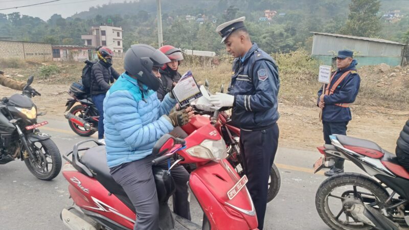 राजमार्गमा दुर्घटना बढेपछि तनहुँमा ट्राफिक सचेतना तथा तिव्र गति चेकिङमा कडाइ