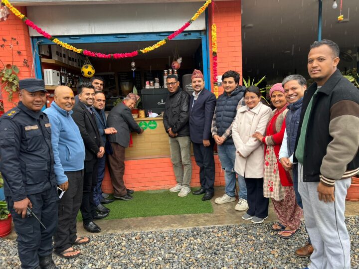 तनहुँका हाइवे होटलमा हरियो स्टिकर अभियान, ६ वटा होटल स्तरीकरणमा समावेश
