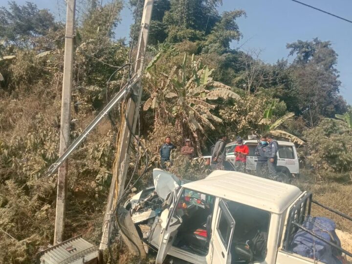 डुम्रे–बेशिशहर सडक खण्डमा बोलेरो दुर्घटना, विदेशी नागरिकसहित ५ जना घाइते
