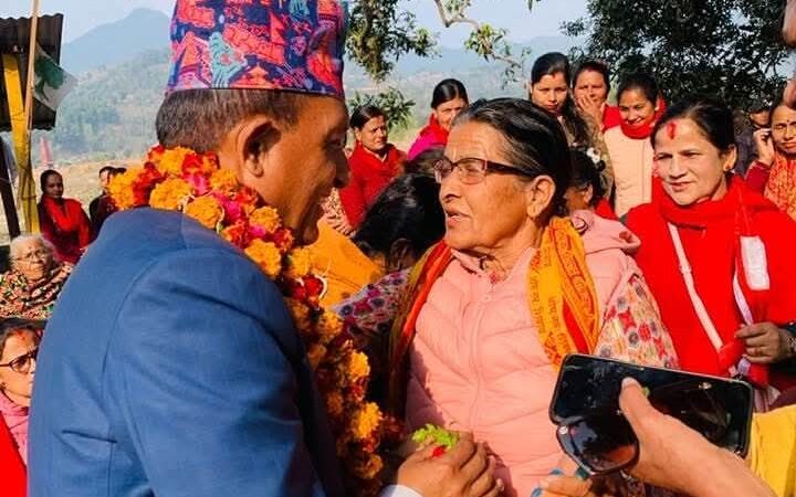 विजयी सांसद वाग्ले गाउँ नफर्किएको भन्दै भानुवासी असन्तुष्ट