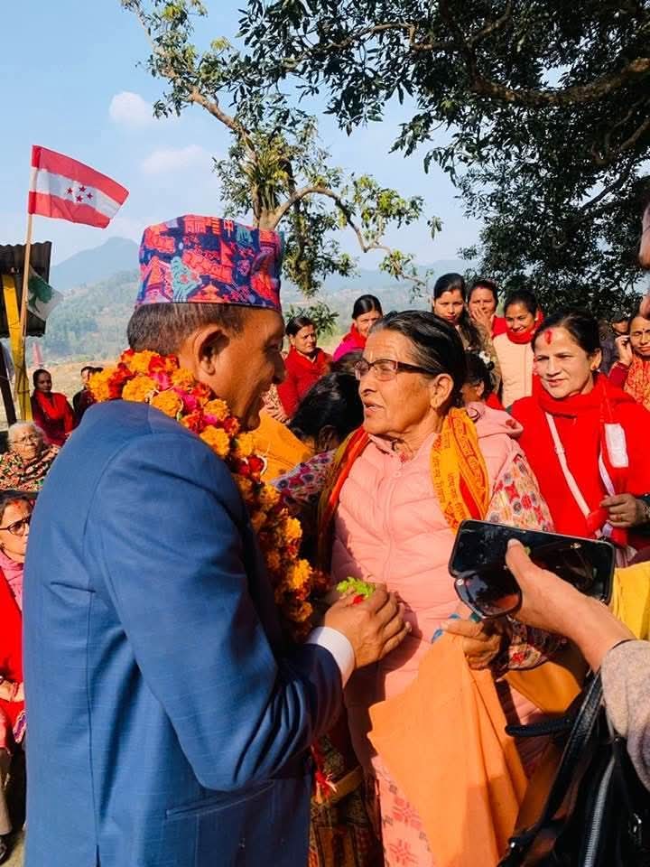 विजयी सांसद वाग्ले गाउँ नफर्किएको भन्दै भानुवासी असन्तुष्ट