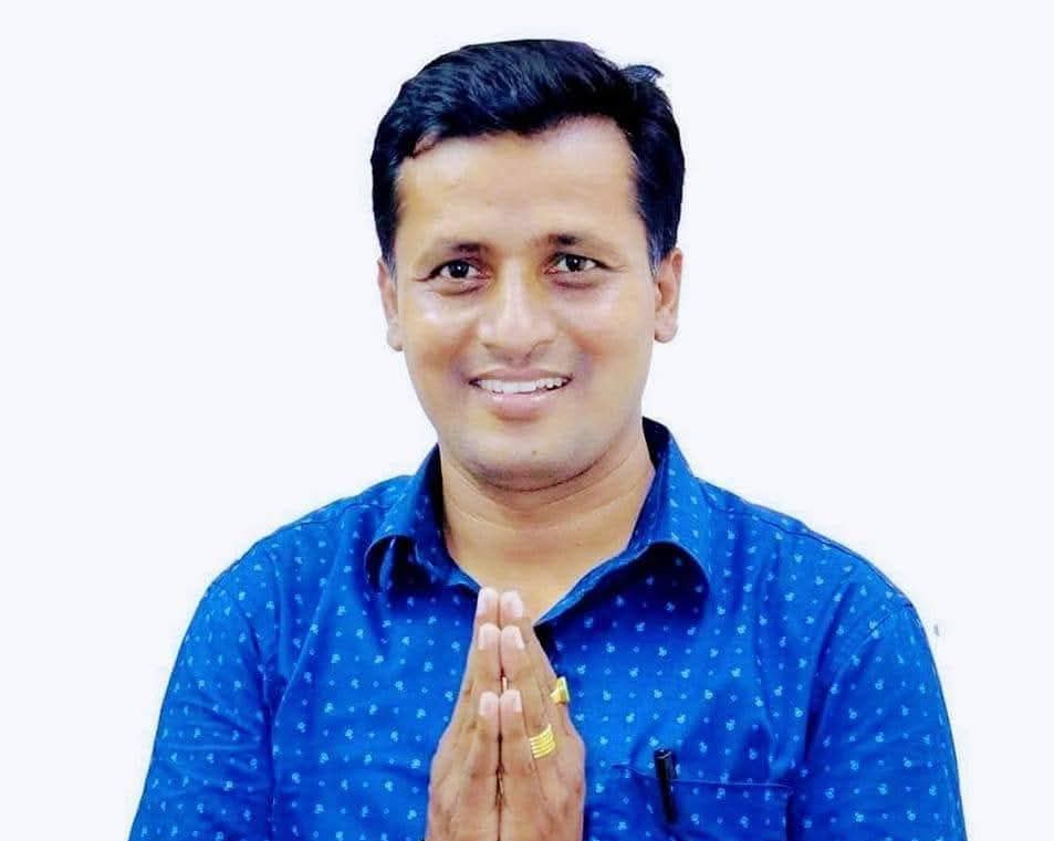 नेपाल शिक्षक संघ तनहुँको भवन निर्माणमा रमेश भट्टराईद्वारा १० लाख सहयोग