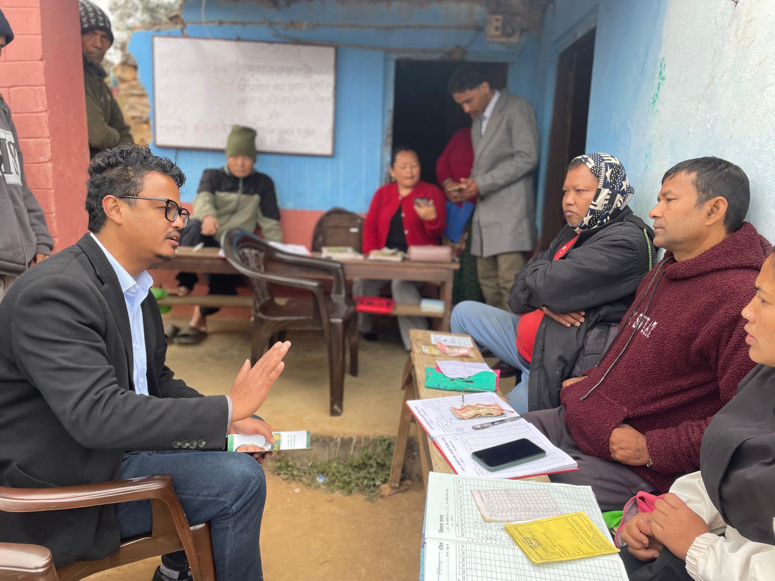 उज्यालो नेपाल पार्टी का उम्मेदवार मन्जिलको घरदैलो अभियान तीव्र