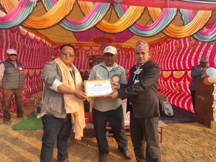 बन्दीपुर–६ काे अरूण माविमा अक्षयकोषदाता सिद्धान्त गर्जामगर सम्मानित