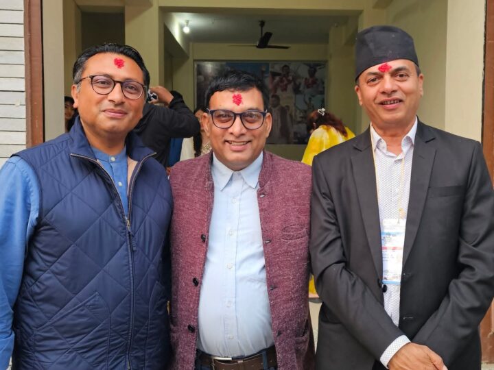 वाग्ले र न्याैपानेकाे बिचमा बस्दै रास्वपा नगरसभापति दाहालले भने “देश अब बदलिने दिशामा”