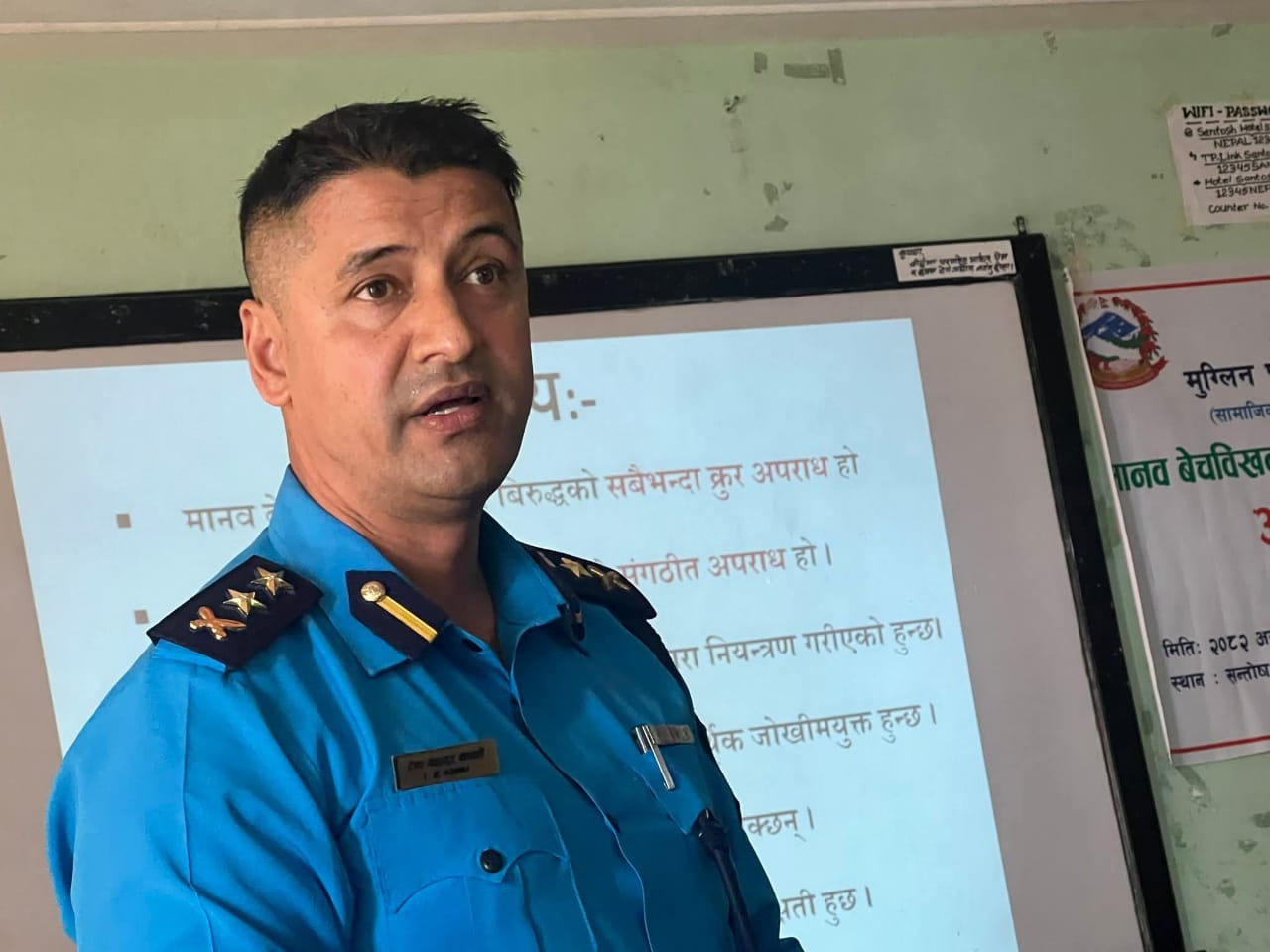 निर्वाचन सफलतापूर्वक सम्पन्न गराएको भन्दै तनहुँका एसपी कार्की सम्मानित