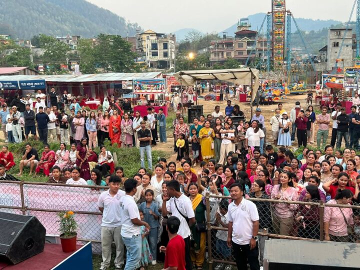 दमौलीमा जारी टाइगर ल्याण्ड महोत्सवमा आज पुरुषोत्तम न्यौपाने र कुलेन्द्र लगायतको प्रस्तुति रहने