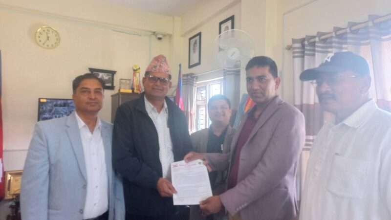 चर्को कर घटाउन माग गर्दै कांग्रेसले बुझायो शुक्लागण्डकी नगरलाई १० बुँदे ध्यानाकर्षण