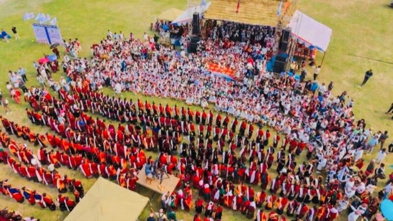 दोस्रो राष्ट्रिय मौलिक कौराहा सम्मेलनमा भाग्यशाली चिट्ठा विजेता सार्वजनिक