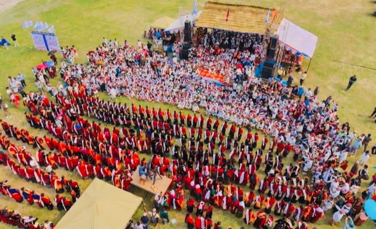 दोस्रो राष्ट्रिय मौलिक कौराहा सम्मेलनमा भाग्यशाली चिट्ठा विजेता सार्वजनिक