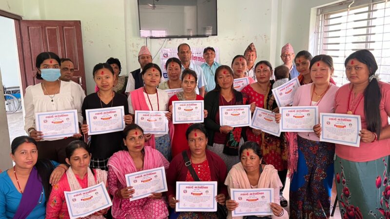म्याग्देमा महिलालाई आत्मनिर्भर बनाउन क्रिस्टल गहना बनाउने तालिम सम्पन्न