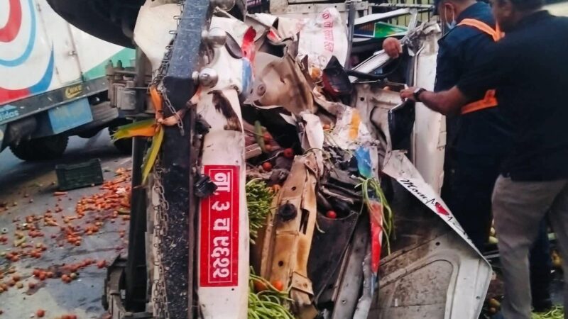 आँबुखैरेनीमा सवारी दुर्घटना : २ जना घाइते, एकको अवस्था गम्भीर