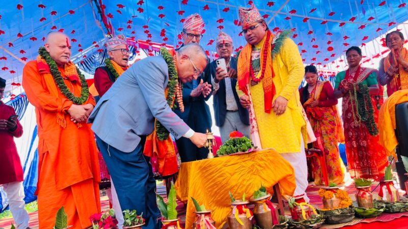 माझफाँट शिवालयमा पुरुषोत्तम महायज्ञको भव्य उद्घाटन, कलश यात्रामा महिलाको उल्लेख्य सहभागिता